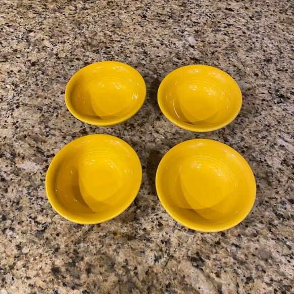 Fiestaware Fruit Salsa Bowl 4 Piece Gold Yellow 5 Inch 9 Ounce NWOT - Picture 2 of 3